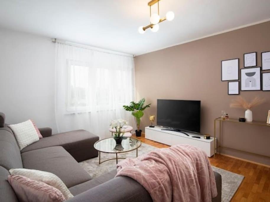 Moderan Stan U Centru Grada, Von Adelmann Apartman Pula